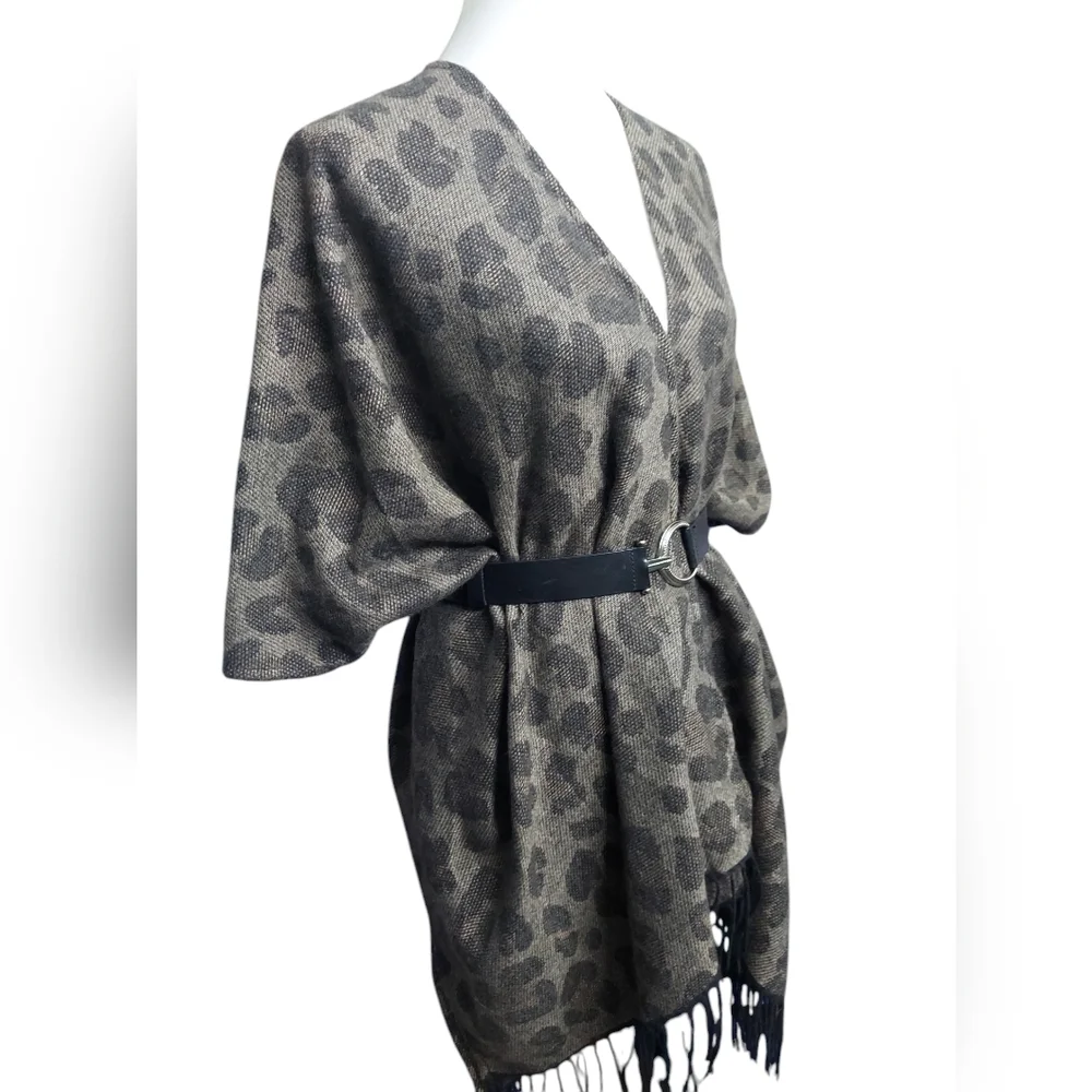 Woolrich Leopard Print Poncho Fringe One Size